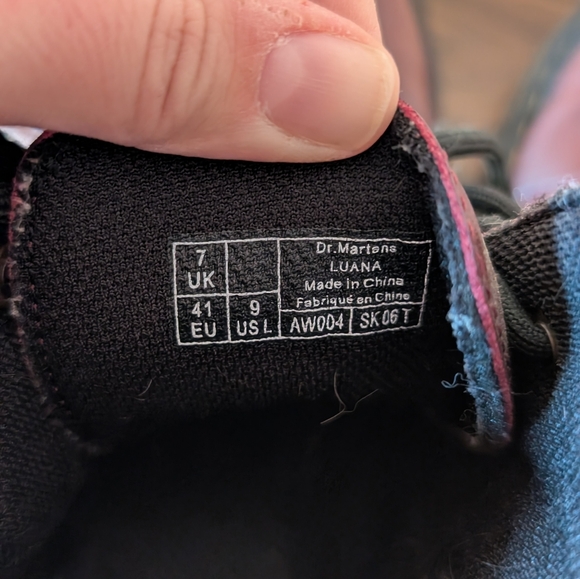 Dr. Martens Burgundy Lace-Up Boots - Picture 5 of 6